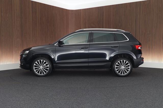 Skoda Karoq 1.5 TSI ACT 150pk DSG Business Edition Trekhaak Camera Keyless Sportstoelen Virtual Cockpit Navigatie
