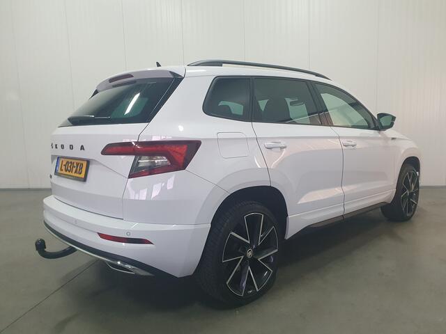 Skoda Karoq 1.5 TSI ACT Sportline Business TREKH./CARPLAY/PDC/NAVI/LED