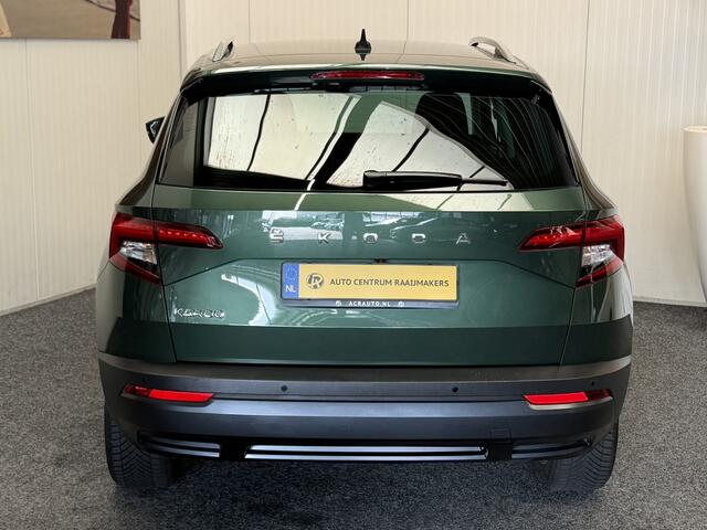 Skoda Karoq 1.5 TSI ACT STYLE NAVIGATIE CRUISE COMNTROL ELEK. VERST. BESTUURDERSSTOEL MET GEHEUGEN STOEL EN VOORRUIT VERWARMING APPLE CARPLAY/ANDROID ACHTERUITRIJCAMERA ZEER MOOI !!