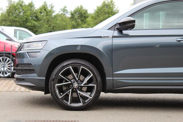 Skoda Karoq 1.5 TSI 150Pk ACT Sportline Business DSG-automaat | Trekhaak | Panoramdak