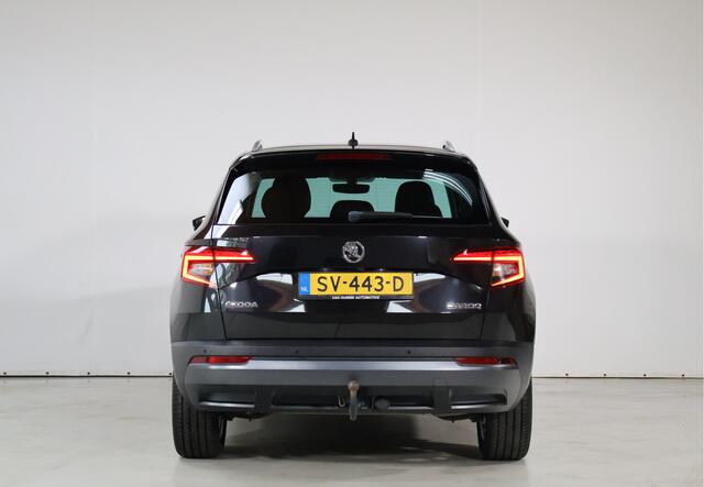Skoda Karoq 1.5 TSI ACT Ambition Business | Leder | Trekhaak | Cruise | Camera
