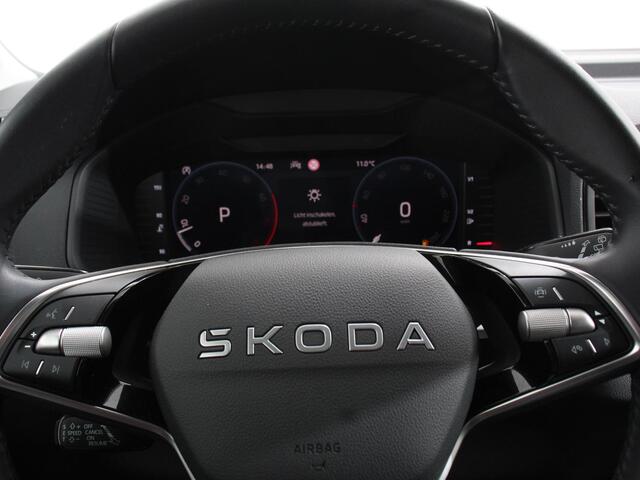 Skoda Karoq 1.5 TSI 150pk Automaat ACT Selection Navigatie Apple Carplay/Android Auto Camera Parkeer sensoren Adaptive Cruise Control Lichtmetalen Velgen Digitale Cockpit