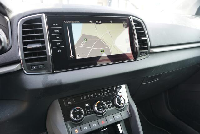 Skoda Karoq 1.0 TSI Business Edition | TREKHAAK | CARPLAY | ECC | PDC | NAVI |