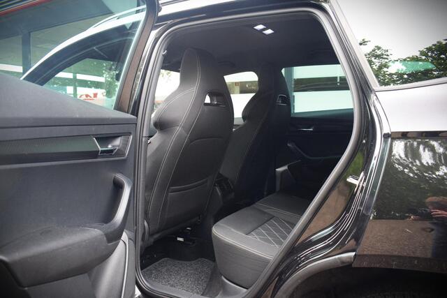 Skoda Karoq 1.5 TSI ACT Sportline Business met TREKHAAK|NAVIGA