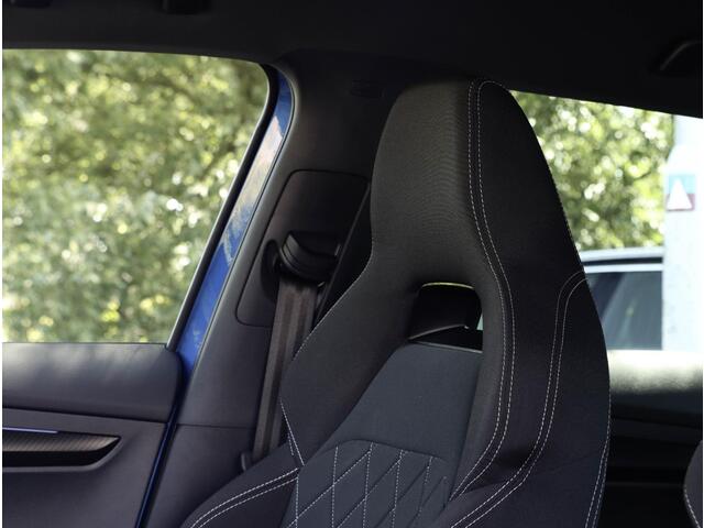 Skoda Karoq 1.5 TSI ACT Sportline 150PK DSG Camera Navi Stoel/Stuurverw. Race Blue 19 inch
