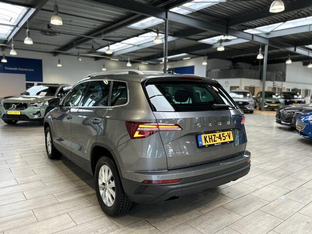 Skoda Karoq 1.5 TSI ACT 150pk Business Edition | Cruise Control | Climate Control | Camera | Apple Carplay & Android Auto |