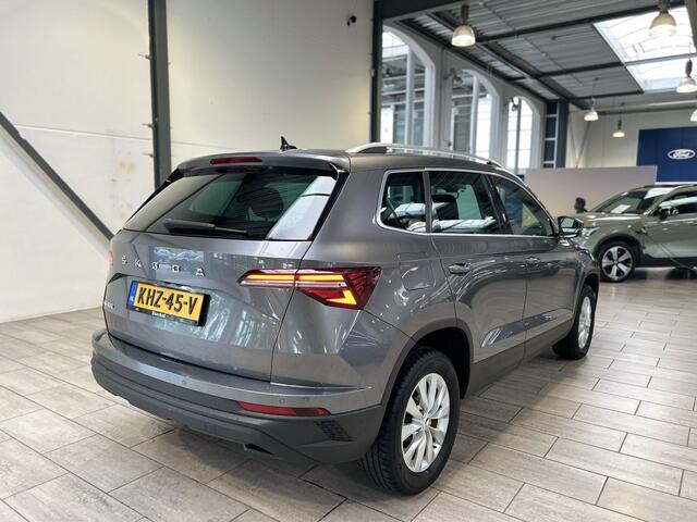 Skoda Karoq 1.5 TSI ACT 150pk Business Edition | Cruise Control | Climate Control | Camera | Apple Carplay & Android Auto |