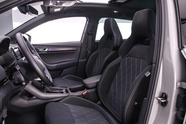 Skoda Karoq Sportline Business 1.5 TSI 150pk DSG Automaat Trekhaak, Panoramadak, Elektrische achterklep, Adaptive cruise control, Achteruitrijcamera, Navigatie