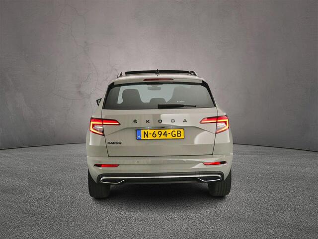 Skoda Karoq Sportline Business 1.5 TSI 150pk DSG Automaat Trekhaak, Panoramadak, Elektrische achterklep, Adaptive cruise control, Achteruitrijcamera, Navigatie