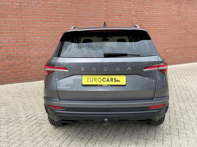 Skoda Karoq 1.5 TSI 150pk DSG Style Navigatie Apple Carplay/Android Auto Parkeersensoren Camera Adaptive Cruise Control Elektrische achterklep Wegklapbare trekhaak Stoel- en stuurverwarming Ledverlichting Virtual Cockpit Climate Control