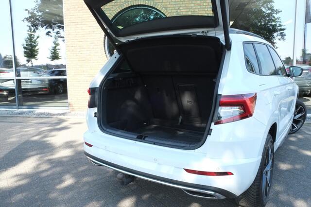 Skoda Karoq 1.5 TSI DSG Sportline | Panoramadak | Trekhaak | Achteruitrijcam