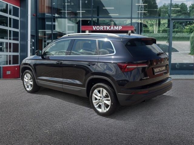 Skoda Karoq 1.5 TSI DSG STYLE TREKHAAK/PANO-DAK/CAMERA/ELEK-KLEP/CRUISE/STOELVERW