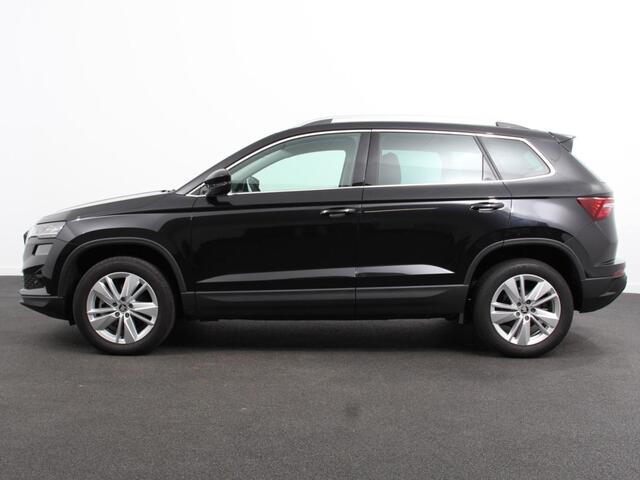 Skoda Karoq 1.5 TSI 150pk DSG ACT Selection DEMO ! Navigatie Apple Carplay/Android Auto Camera Parkeer sensoren Adaptieve Cruise Control Lichtmetalen Velgen Digitale Cockpit