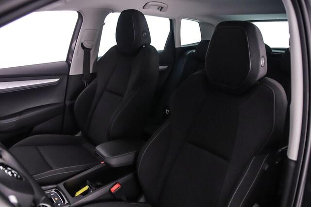 Skoda Karoq Business Edition 1.5 TSI 150pk DSG Automaat Achteruitrijcamera, Cruise control, Parkeersensoren, Stoelverwarming, LED koplampen, App connect