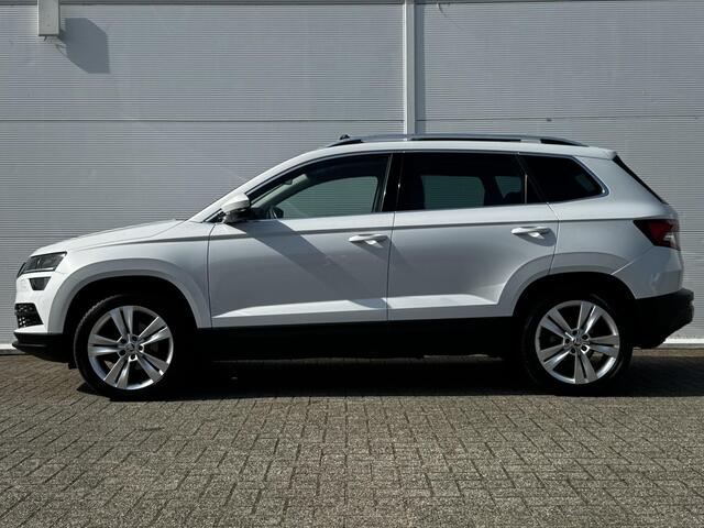 Skoda Karoq 1.5 TSI ACT Style Business / Navigatie + Apple Carplay/Android Auto / Elek. Schuif-/Kanteldak / Cruise Control / Keyless Entry & Start