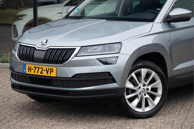 Skoda Karoq 1.0 TSI Style | Trekhaak | ACC | Camera | Navi | Apple CarPlay | Stoelverw. | 4season