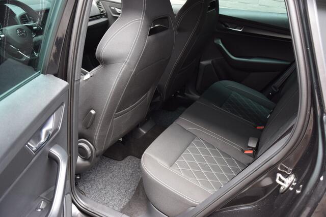 Skoda Karoq 1.5 TSI 150PK ACT Sportline Business DSG Automaat | Org. NL | BOVAG Garantie | Adaptive Cruise Control | El. Achterklep | Keyless Entry | Camera | 19'' Velgen |