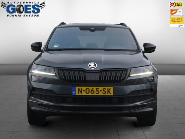 Skoda Karoq 1.5 TSI Sportline Busines | trekhaak | camera |stuurverwarming