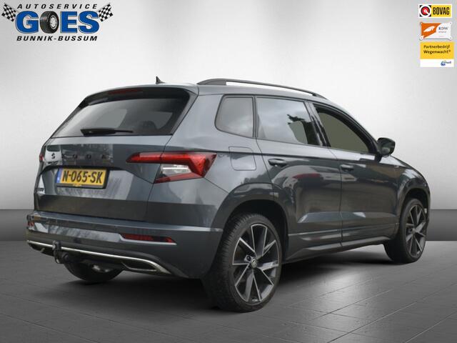 Skoda Karoq 1.5 TSI Sportline Busines | trekhaak | camera |stuurverwarming