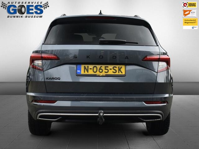 Skoda Karoq 1.5 TSI Sportline Busines | trekhaak | camera |stuurverwarming