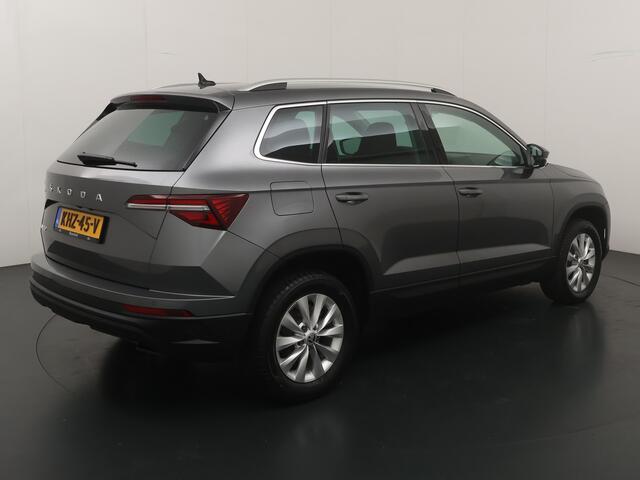 Skoda Karoq 1.5 TSI ACT 150pk Business Edition | Cruise Control | Climate Control | Camera | Apple Carplay & Android Auto |