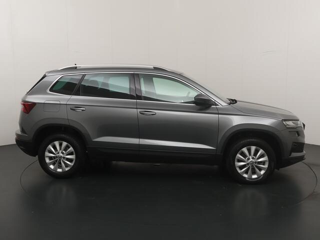 Skoda Karoq 1.5 TSI ACT 150pk Business Edition | Cruise Control | Climate Control | Camera | Apple Carplay & Android Auto |