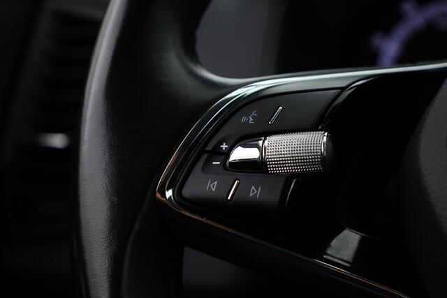 Skoda Karoq 1.0 TSI Business Edition | Rijklaar !! | Cruise | 18'' | All Seasons | PDC | DAB | Airco | bluetooth