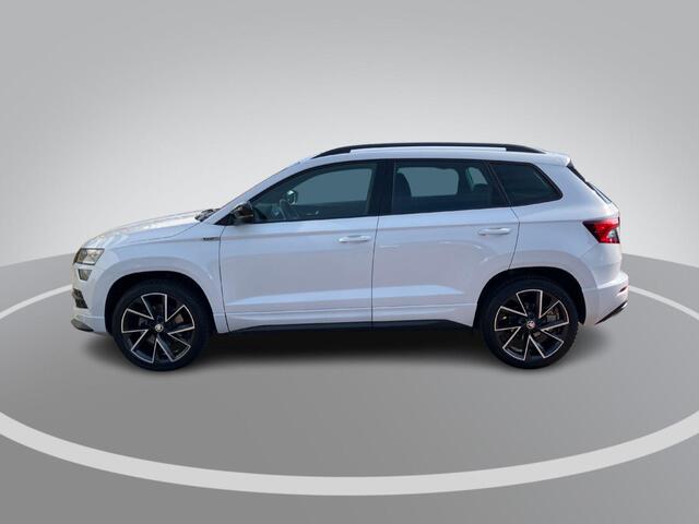 Skoda Karoq 1.5TSI/150PK ACT Sportline Business · Trekhaak · Camera · Stoelverwarming · Apple/Android Car Play · Navigatie ·
