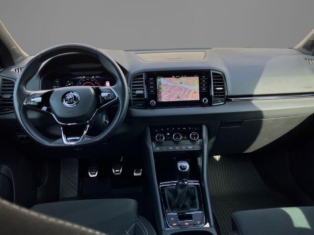 Skoda Karoq 1.5TSI/150PK ACT Sportline Business · Trekhaak · Camera · Stoelverwarming · Apple/Android Car Play · Navigatie ·