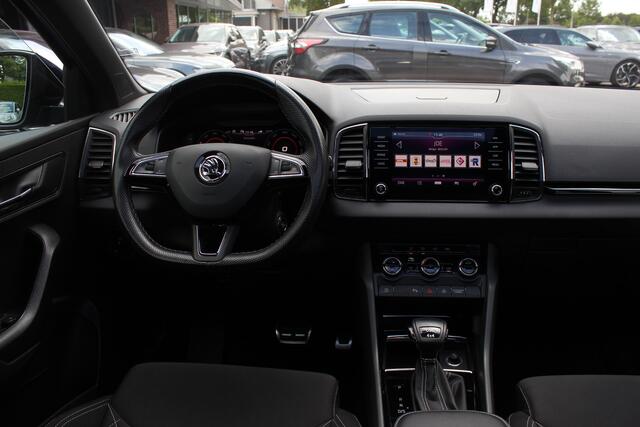 Skoda Karoq 2.0 TSI 4x4 Sportline Business / NL Auto! / Trekhaak / Panoramadak / Camera / CarPlay / Keyless / 19'' / DAB / Cruise Control