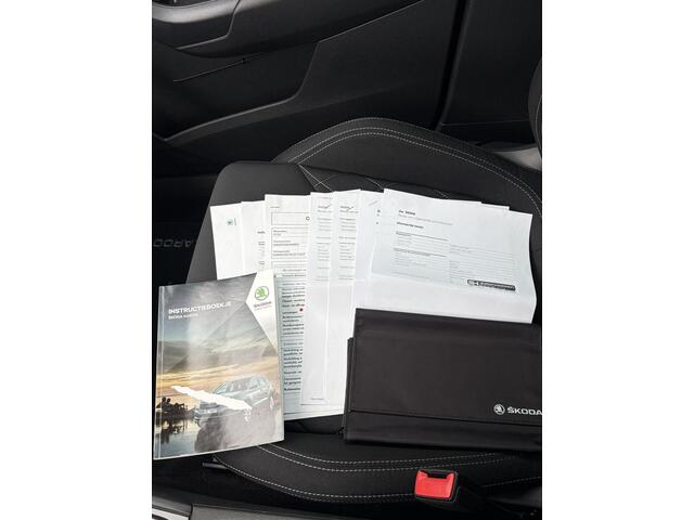 Skoda Karoq 1.5 TSI ACT Sportline Business Trekhaak Adap.Cruise Camera Stoelverw Orig.NL Voll.Onderhouden!