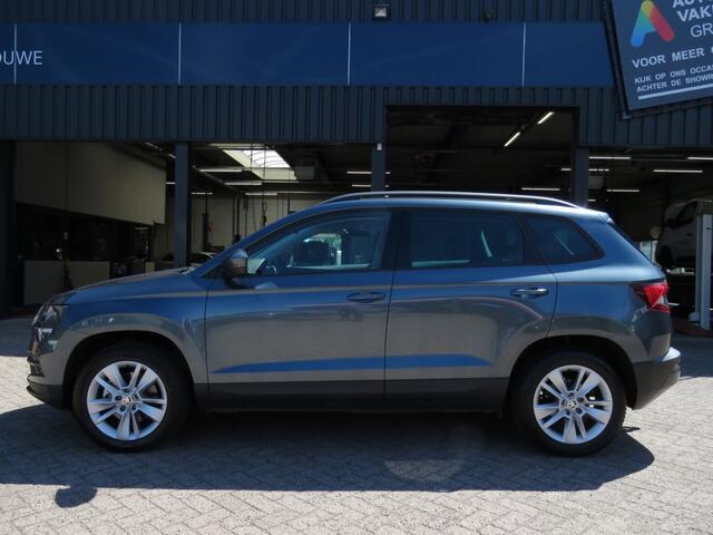 Skoda Karoq 1.0 TSI115pk AMB. BUS. / Camera / Trekhaak / Carplay / BOVAG garantie