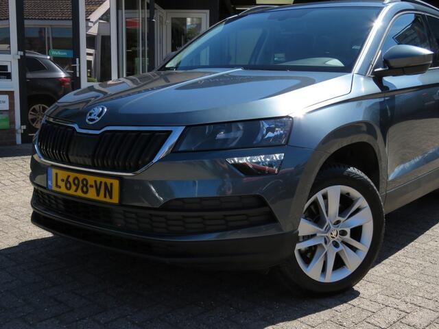 Skoda Karoq 1.0 TSI115pk AMB. BUS. / Camera / Trekhaak / Carplay / BOVAG garantie
