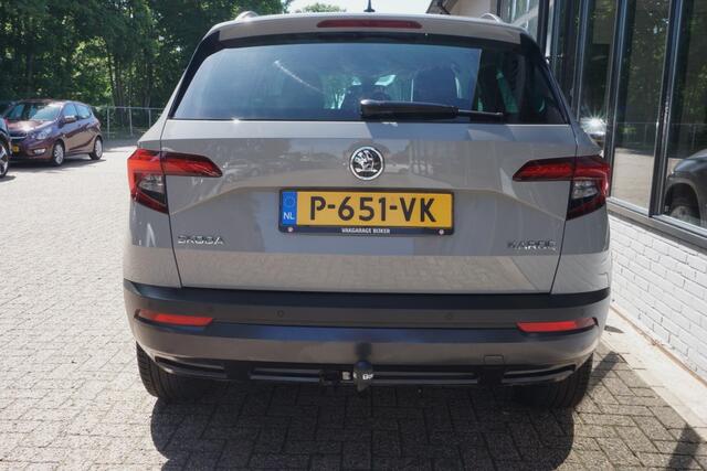 Skoda Karoq 1.5 TSI ACT Style Business Trehkaak/App-connect/Navi!
