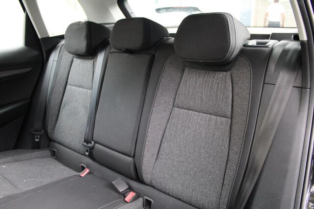 Skoda Karoq 1.5 TSI ACT Style | LED | Navigatie