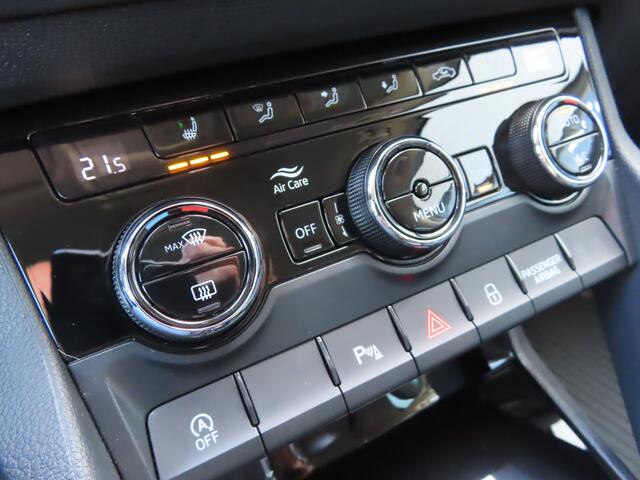 Skoda Karoq 1.0 TSI Style DSG | Elektrische verstelbare stoel met geheugen | stoelverwarming | camera | adaptive cruise