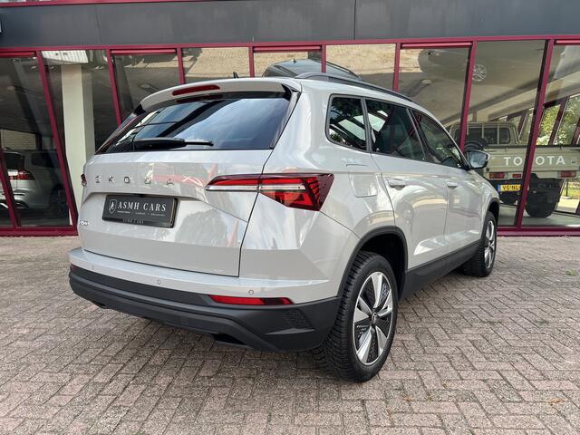 Skoda Karoq 1.5 TSI ACT Business Edition | Carplay | Camera | Cruise | Stoel/Stuurverw. | LED |