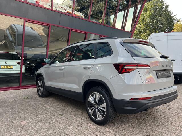 Skoda Karoq 1.5 TSI ACT Business Edition | Carplay | Camera | Cruise | Stoel/Stuurverw. | LED |