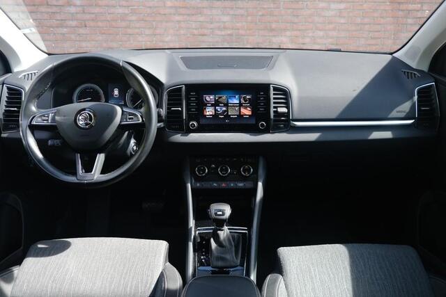 Skoda Karoq 1.5 TSi ACT 150pk DSG Style Business | Navi | App Connect | Climate | Adaptive Cruise | Keyless | Winter Pakket | Trekhaak