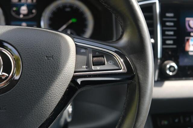 Skoda Karoq 1.5 TSi ACT 150pk DSG Style Business | Navi | App Connect | Climate | Adaptive Cruise | Keyless | Winter Pakket | Trekhaak
