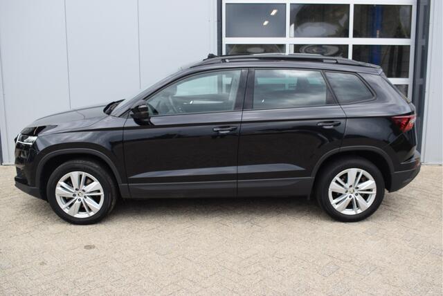 Skoda Karoq 1.5 TSI ACT Business Edition | NL-Auto | Open dak | Varioflex stoelen