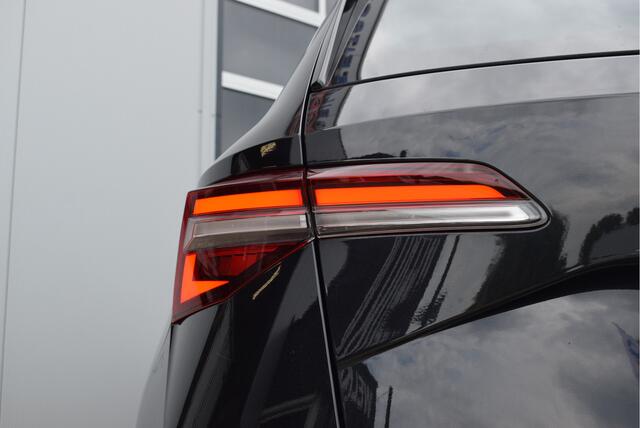 Skoda Karoq 1.5 TSI ACT Business Edition | NL-Auto | Open dak | Varioflex stoelen