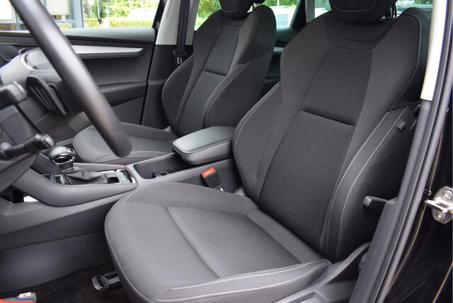 Skoda Karoq 1.5 TSI ACT Business Edition | NL-Auto | Open dak | Varioflex stoelen