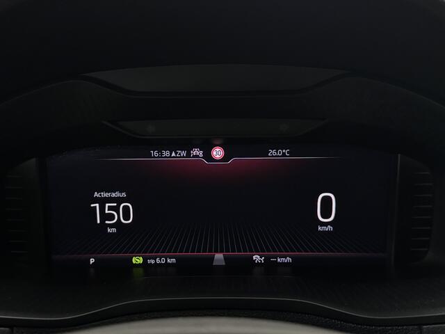 Skoda Karoq Style [ TREKHAAK I CLIMATE CONTROL I APPLE CARPLAY ]