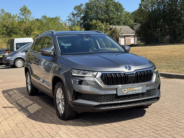 Skoda Karoq 1.5 TSI ACT Business Edition Rijklaar incl. 12 maanden BOVAG-garantie | Achteruitrijcamera | Apple Carplay/Android Auto | Cruise Control | Virtual Cockpit | Climatronic |