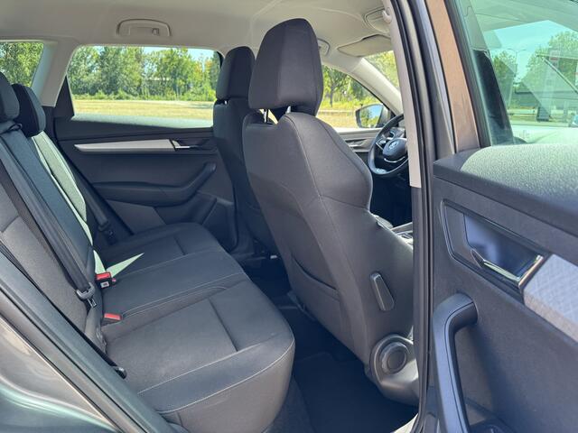 Skoda Karoq 1.5 TSI ACT Business Edition Rijklaar incl. 12 maanden BOVAG-garantie | Achteruitrijcamera | Apple Carplay/Android Auto | Cruise Control | Virtual Cockpit | Climatronic |