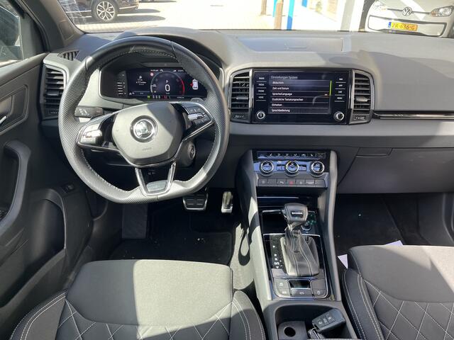 Skoda Karoq 1.5 TSI ACT Sportline Business / AUTOMAAT/ PANO/ CRUISE/ DIGITAL DASH/ NAVI/ SMARTLINK/ STOELVERWARMING/ KEYLESS