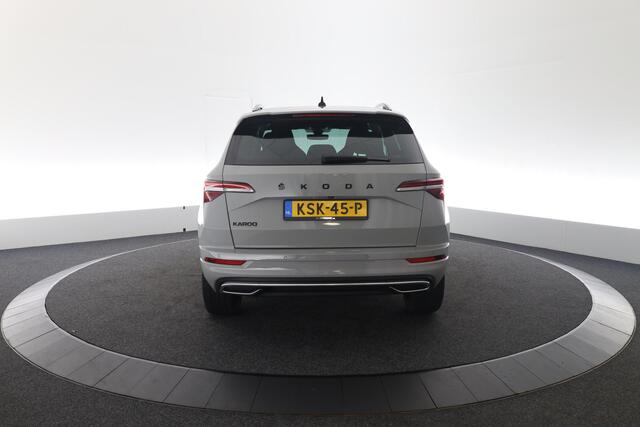 Skoda Karoq 1.5 TSI ACT Sportline Business ACC, 19" LM velgen, Stoelverwarming