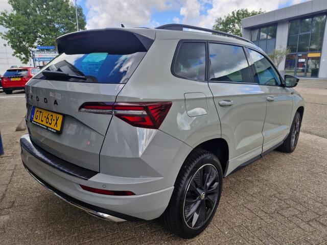 Skoda Karoq 1.5 TSI Sportline Business | Automaat | Adaptieve Cruise Control | Dodehoek |