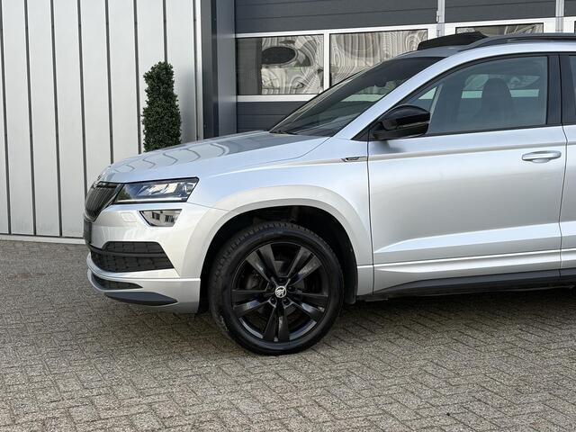 Skoda Karoq 1.5 TSI ACT Sportline | Pano | Keyless | Parkeer sensoren | Elektrisch klep |